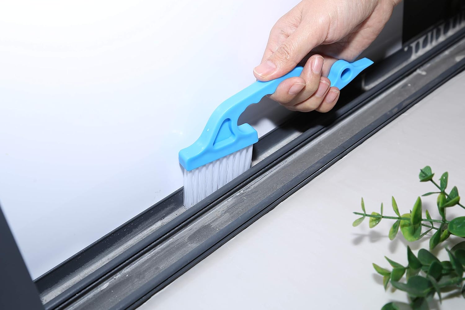 Hand-held Groove Gap Cleaning Tool, Cleaning Brush, Door Window Cleaning Brush, Kitchen Cleaning Brushes -2Pcs